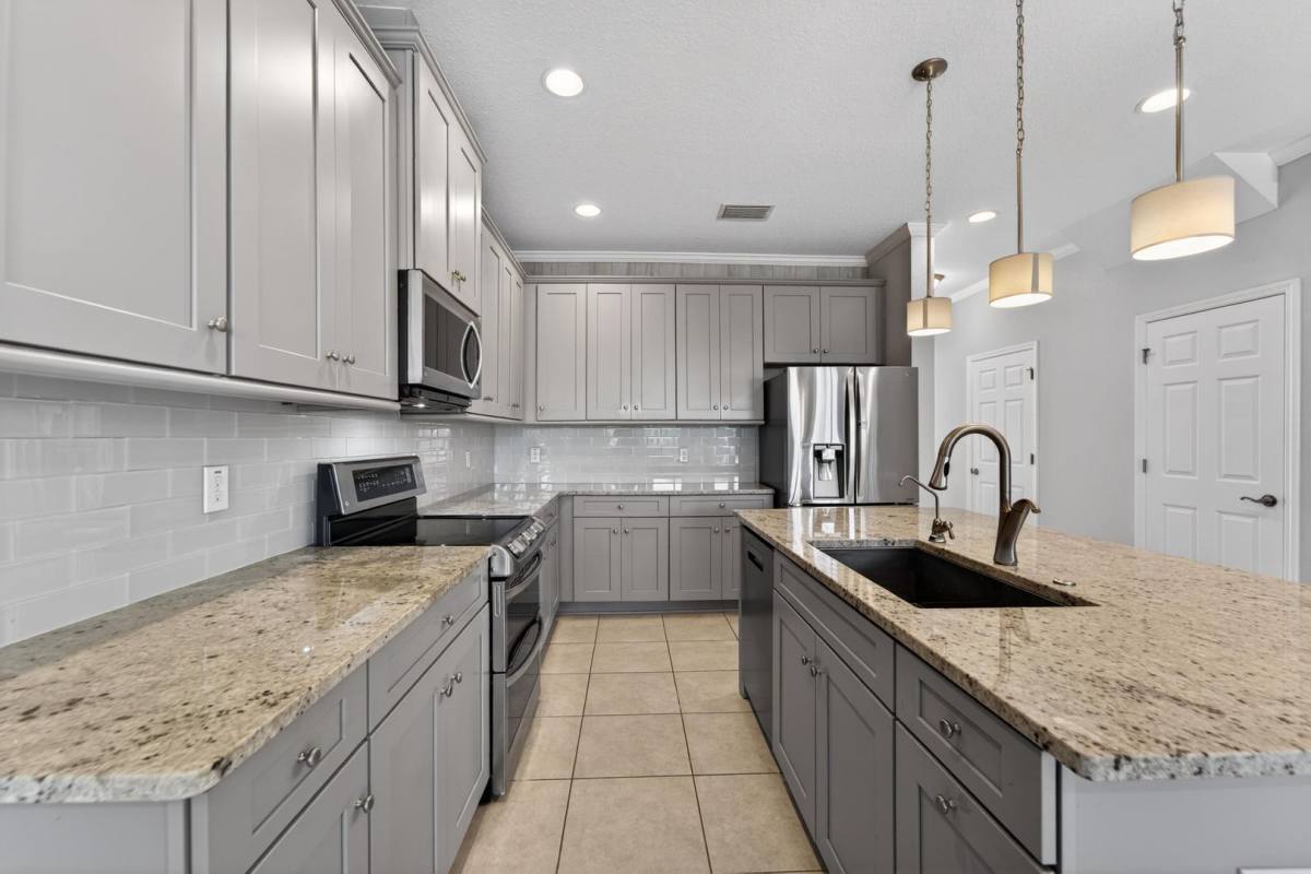 Townhouse for rent at 8108 Muddy Pines Place, Tampa, FL 33635