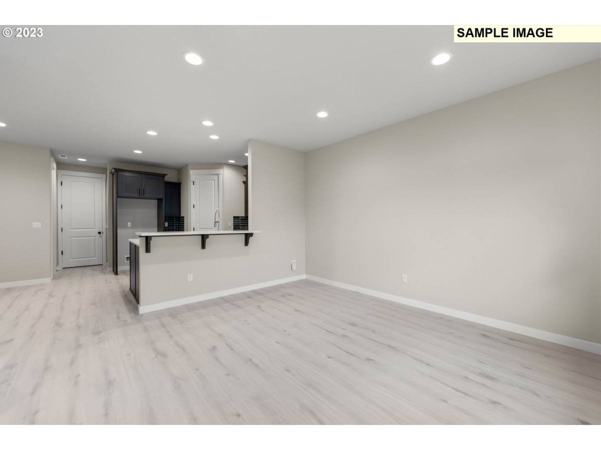 Townhouse for rent at 18418 NE 46th Place, Vancouver, WA 98686