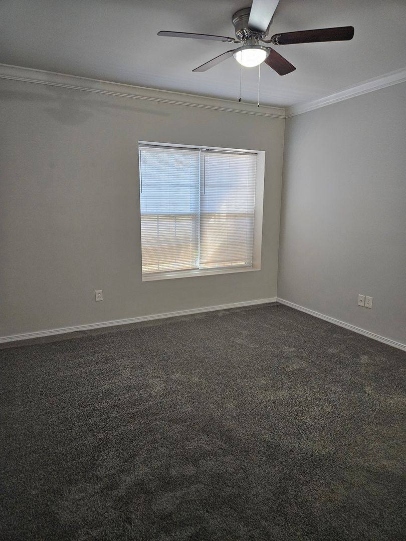 Apartment for rent at 4266 Old State Route 261, Newburgh, IN 47630