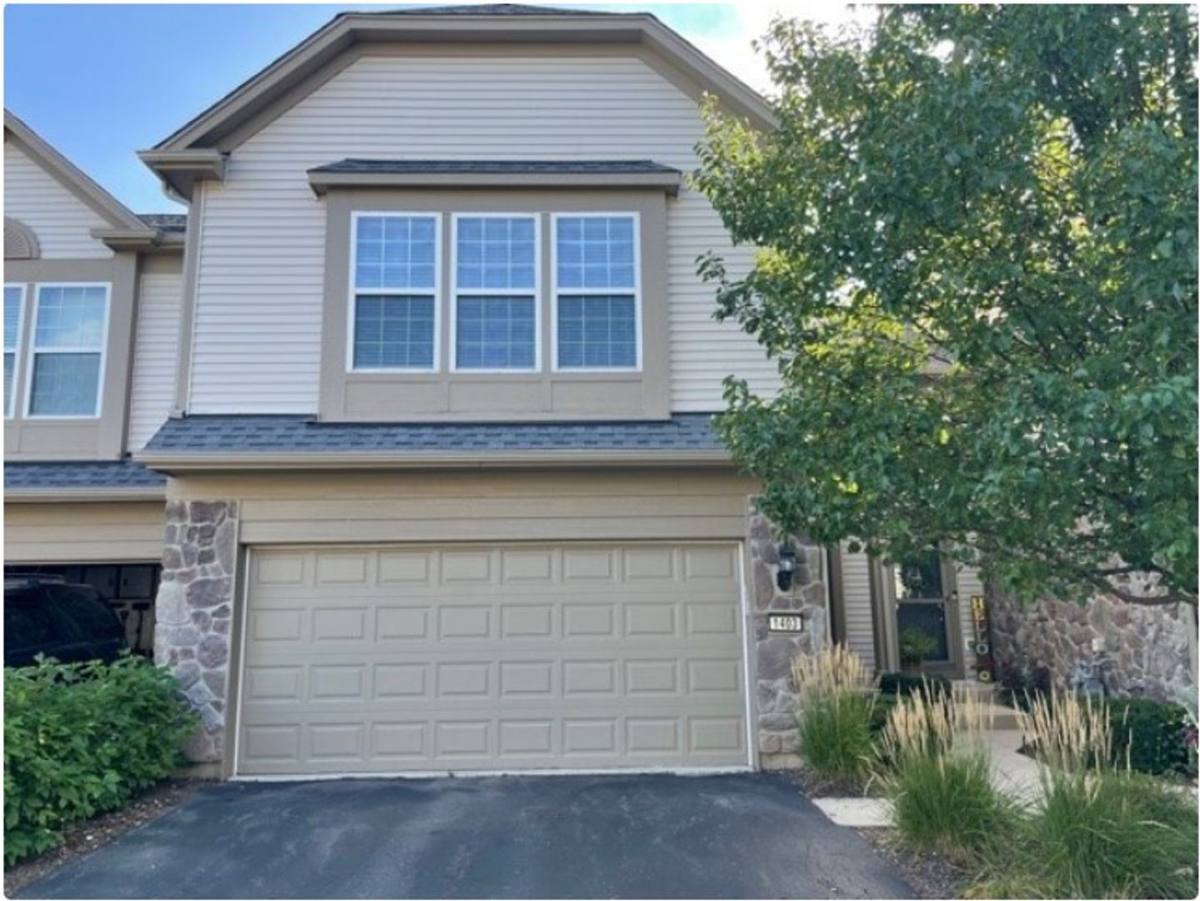 Townhouse for rent at 1403 Crimson Lane, Yorkville, IL 60560