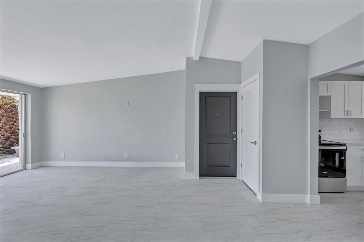 Apartment for rent at 325 Capri Blvd, Saint Petersburg, FL 33710