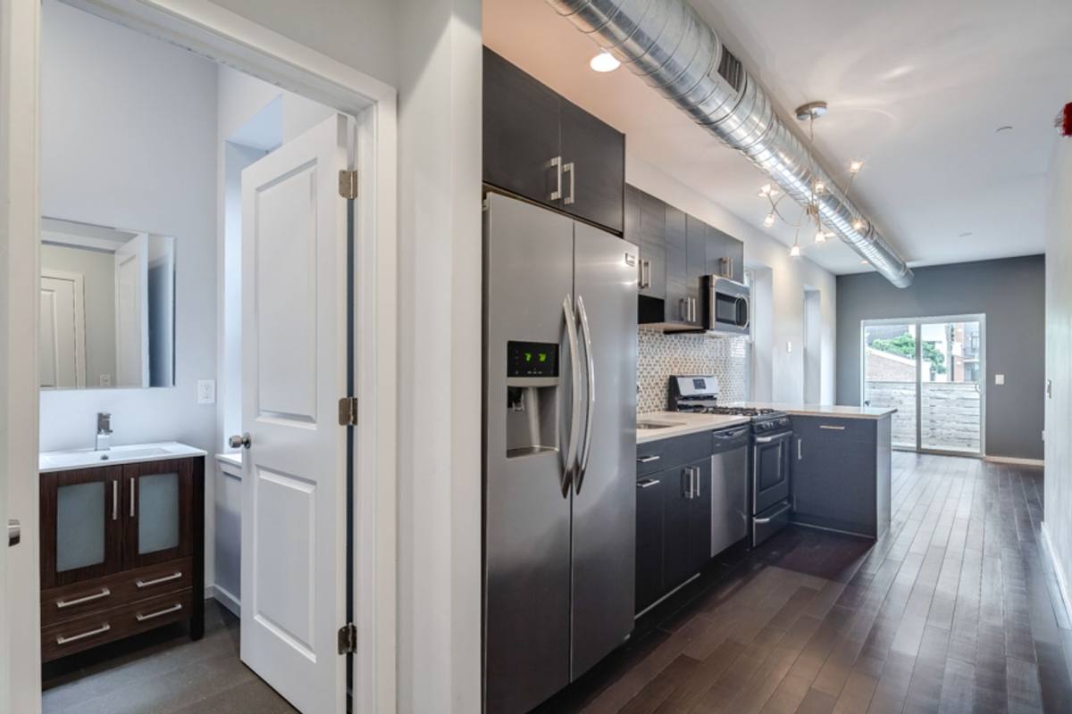 Apartment for rent at 927 N 2nd St, Philadelphia, PA 19123