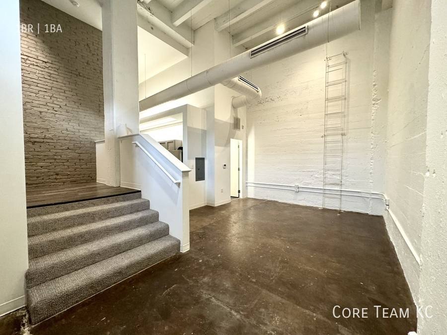 Apartment for rent at 1810 Madison Ave, Kansas City, MO 64108