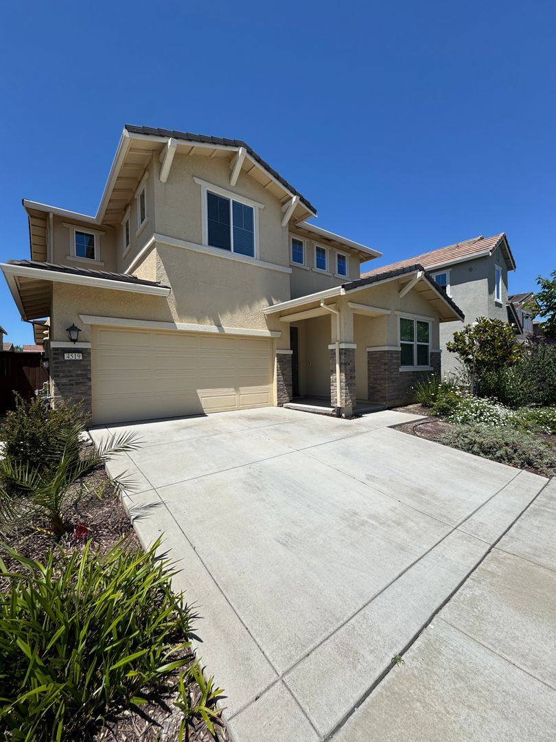 House for rent at 4519 White Sage St, Sacramento, CA 95834