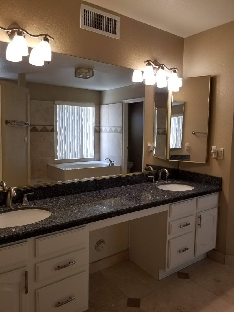 House for rent at 12907 E Sahuaro Dr, Scottsdale, AZ 85259