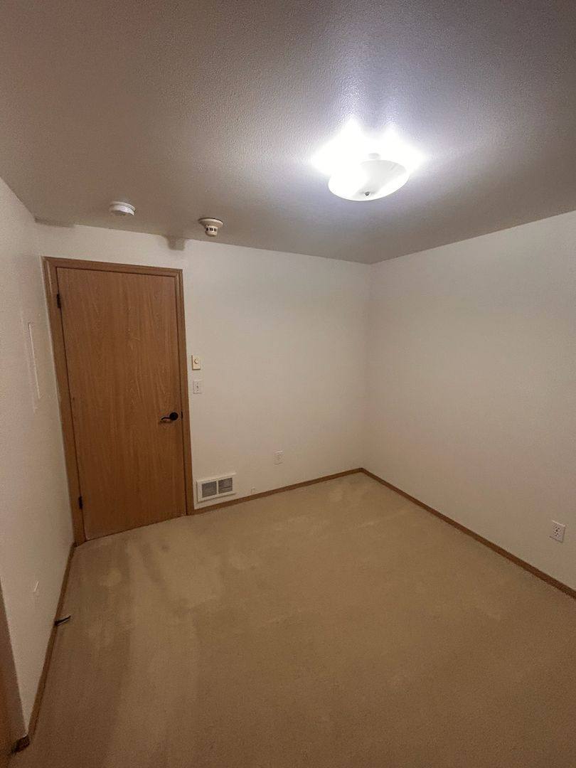 Apartment for rent at 218 Maple Ave, Snohomish, WA 98290
