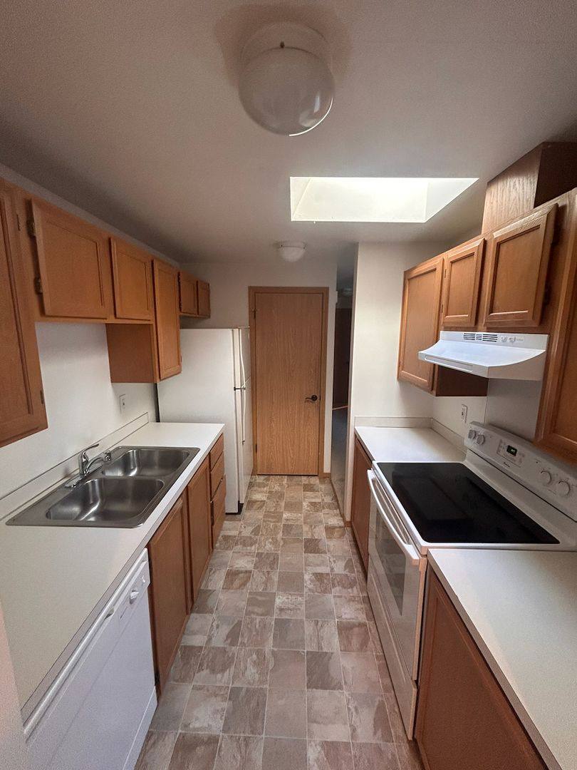 Apartment for rent at 218 Maple Ave, Snohomish, WA 98290
