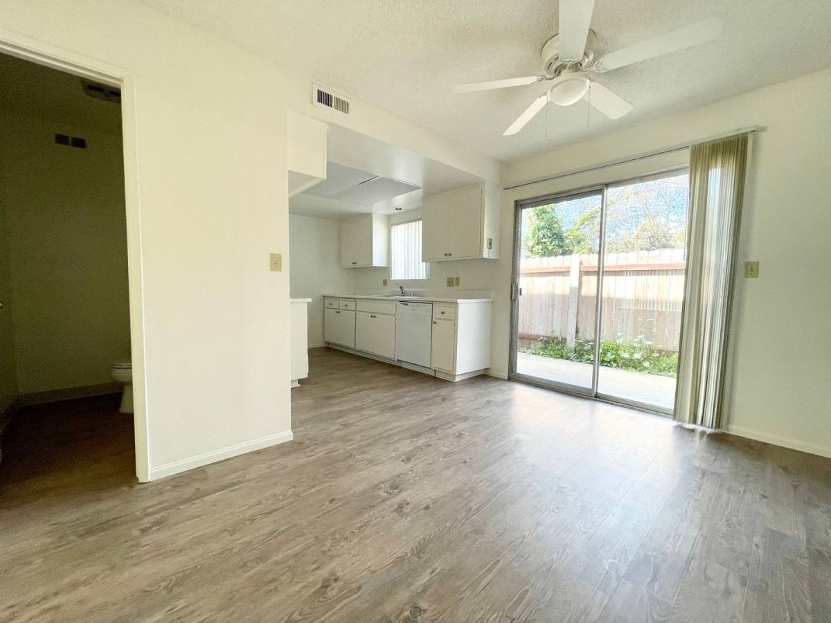 Townhouse for rent at 2183 Via Robles, Oceanside, CA 92054