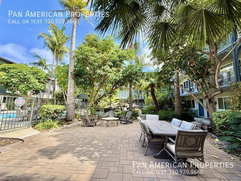 Apartment for rent at 400 Merrimac Way #46, Costa Mesa, CA 92626