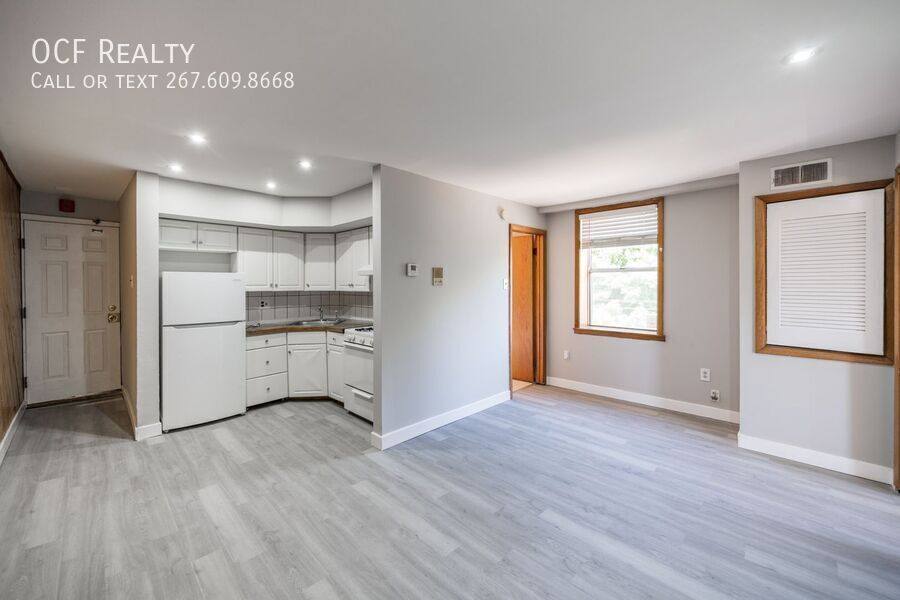 Apartment for rent at 734 S 9th St #4F, Philadelphia, PA 19147