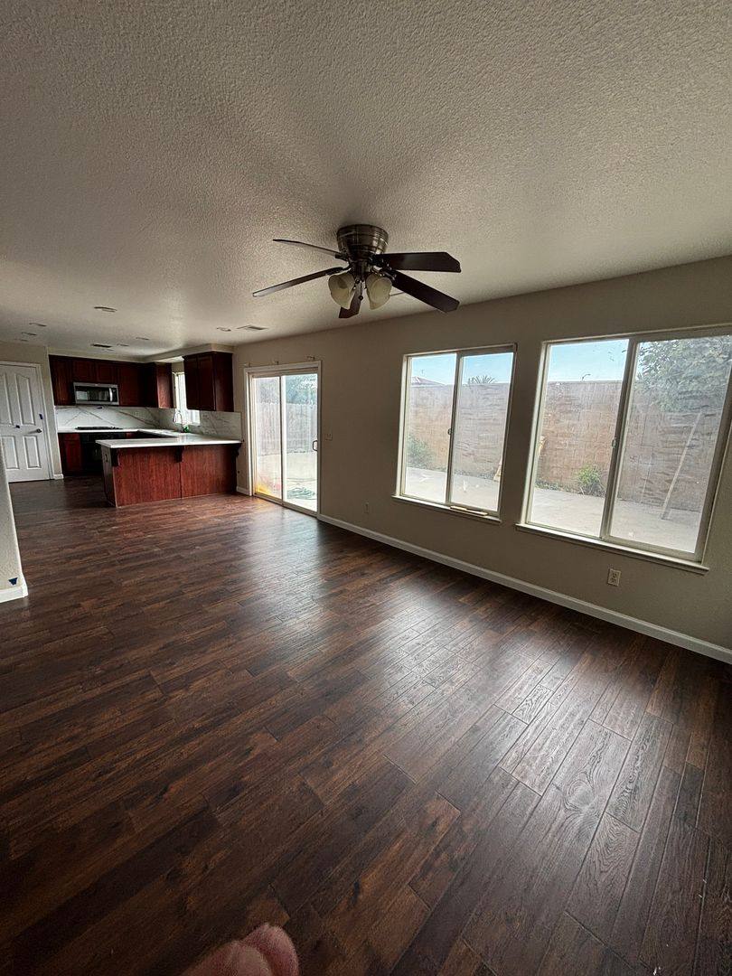 House for rent at 866 Papaya St, Madera, CA 93638