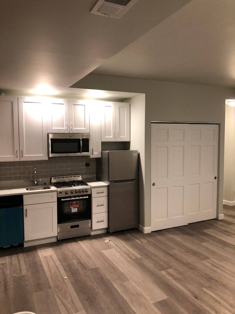 Apartment for rent at 1845 S Loomis, Chicago, IL 60608