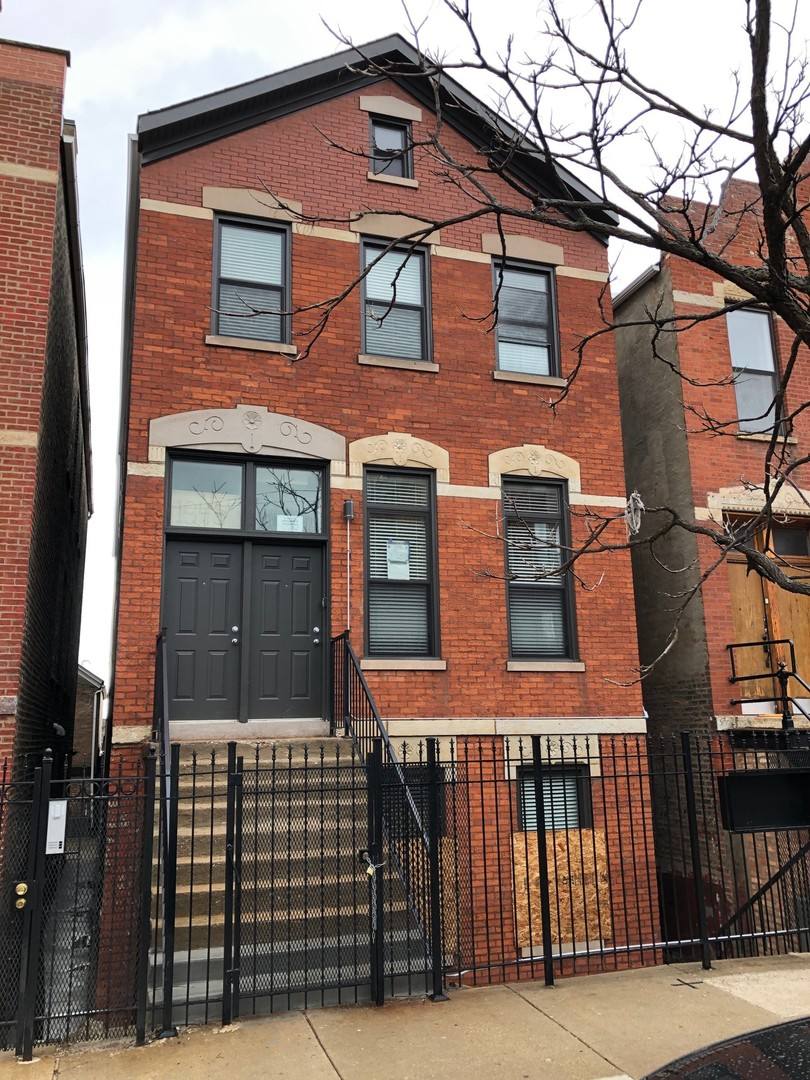 Apartment for rent at 1845 S Loomis, Chicago, IL 60608