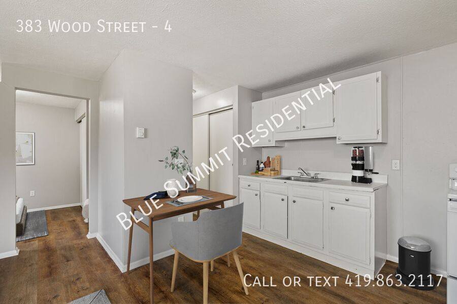 Apartment for rent at 383 Wood St, Mansfield, OH 44903