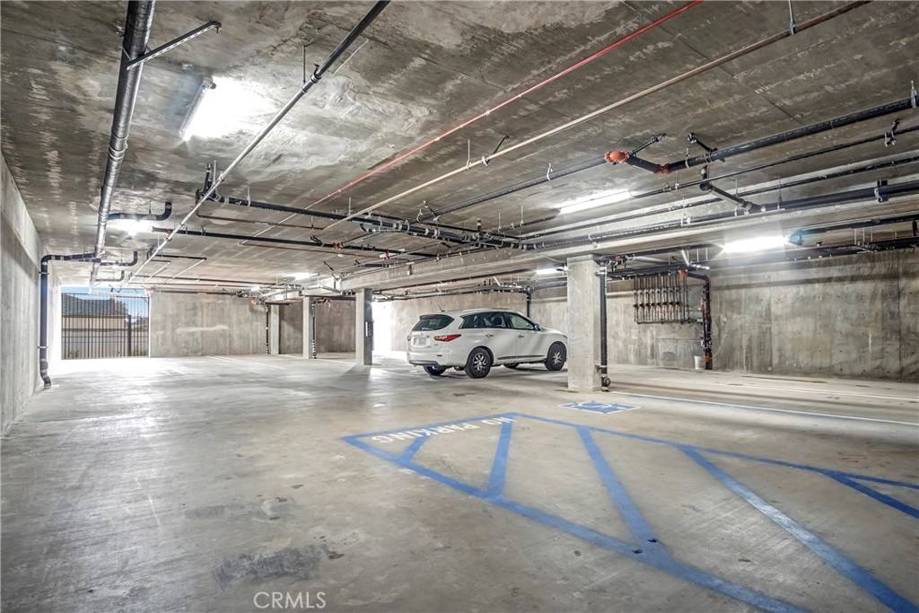 Townhouse for rent at 10035 S Western Ave, Los Angeles, CA 90047