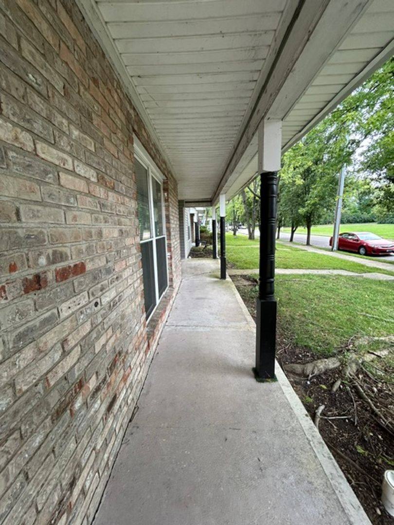 Apartment for rent at 18-26 Holt St, Dayton, OH 45402