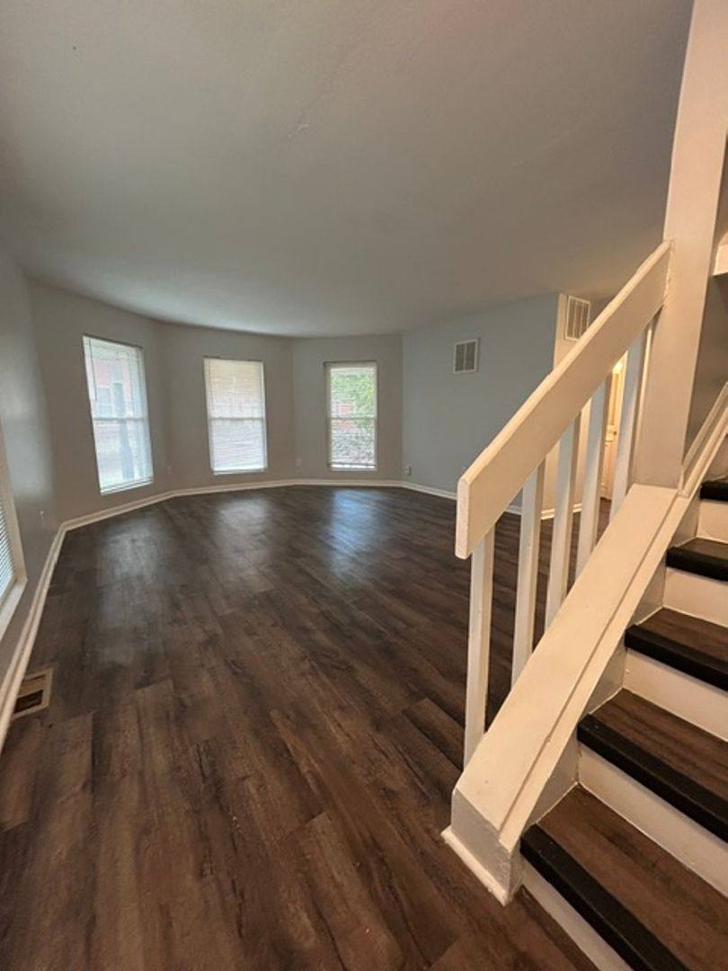Apartment for rent at 18-26 Holt St, Dayton, OH 45402