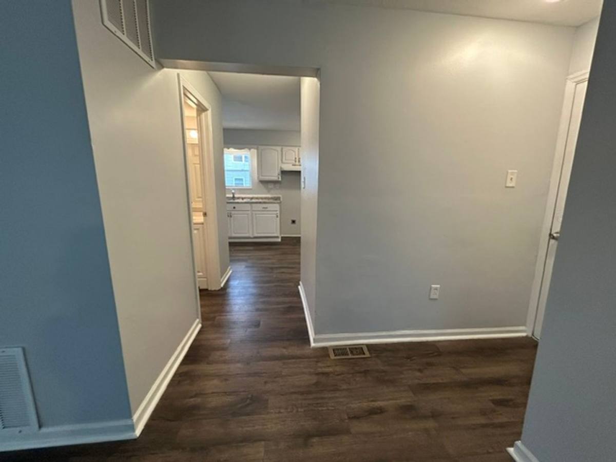 Apartment for rent at 18-26 Holt St, Dayton, OH 45402