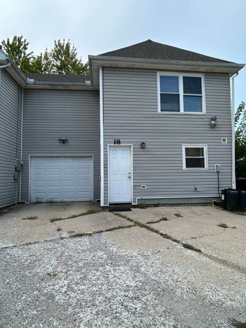 Apartment for rent at 18-26 Holt St, Dayton, OH 45402