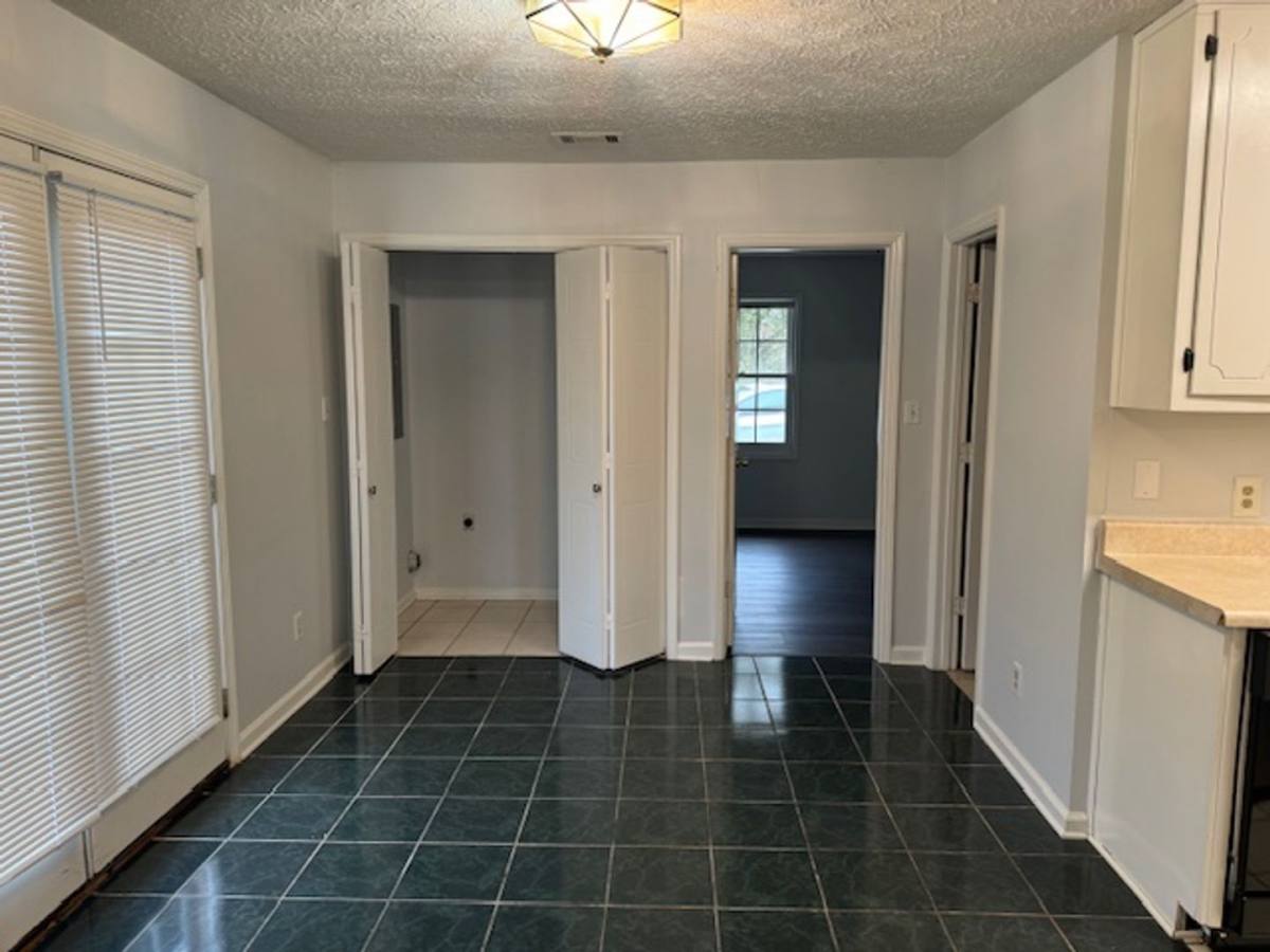 House for rent at 885 Park Place NE, Conyers, GA 30012