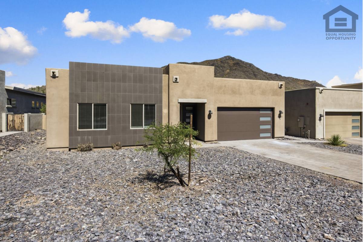 House for rent at 37001 N Conestoga Trail, Cave Creek, AZ 85331