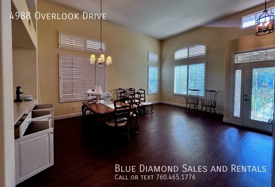 House for rent at 4988 Overlook Dr, Oceanside, CA 92057