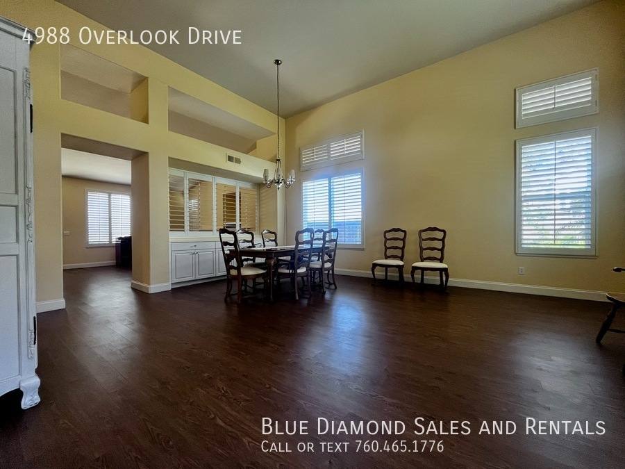 House for rent at 4988 Overlook Dr, Oceanside, CA 92057