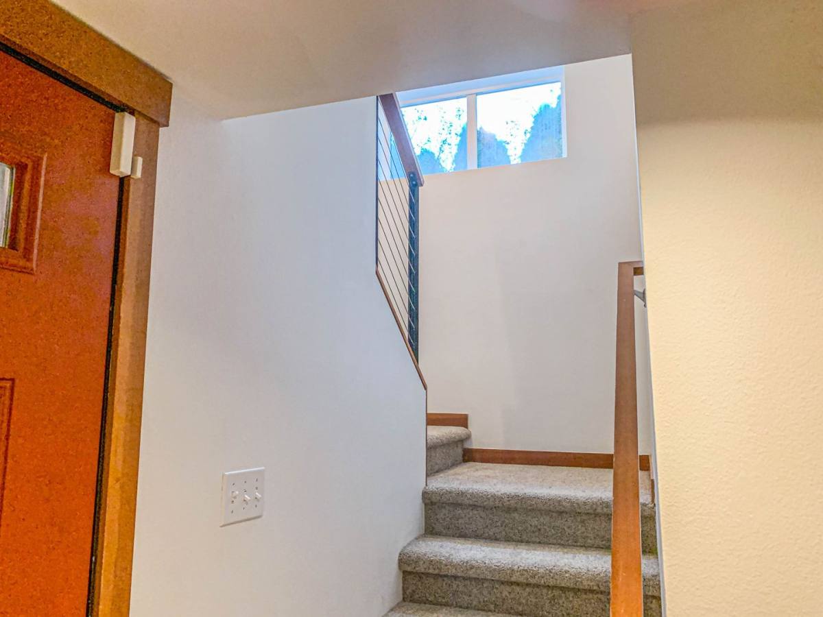 Townhouse for rent at 2633 NW 58th St, Seattle, WA 98107