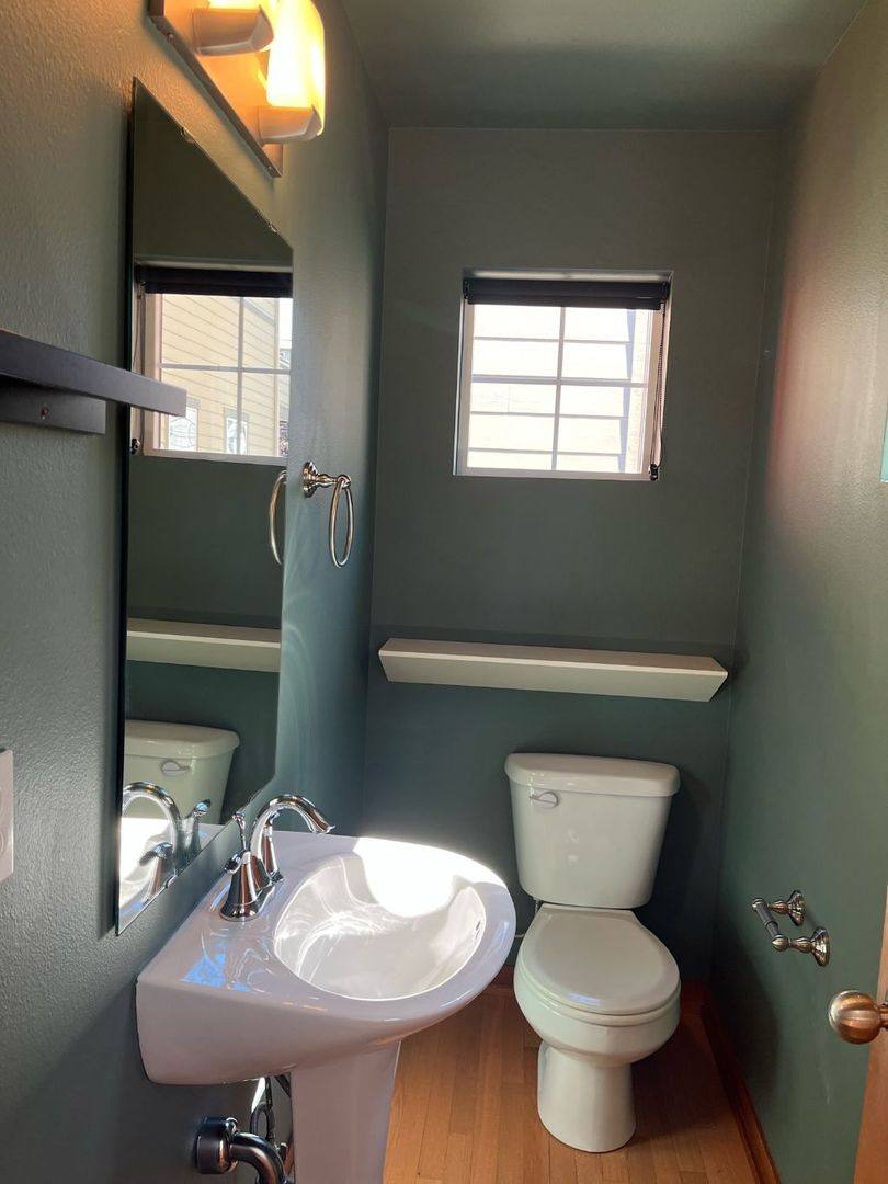 Townhouse for rent at 2633 NW 58th St, Seattle, WA 98107