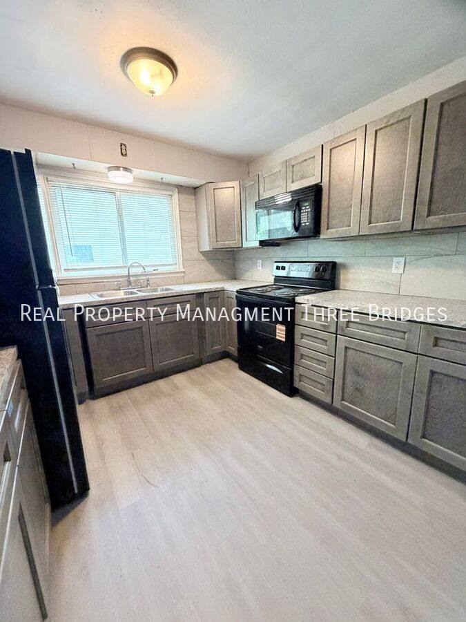 House for rent at 536 Ames Place, Saint Louis, MO 63135