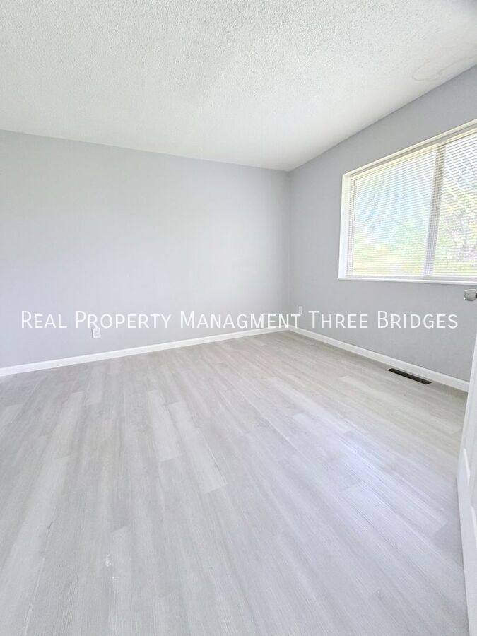 House for rent at 536 Ames Place, Saint Louis, MO 63135