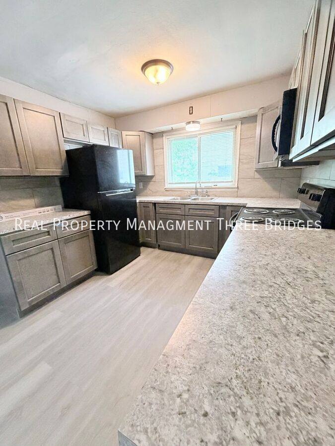 House for rent at 536 Ames Place, Saint Louis, MO 63135