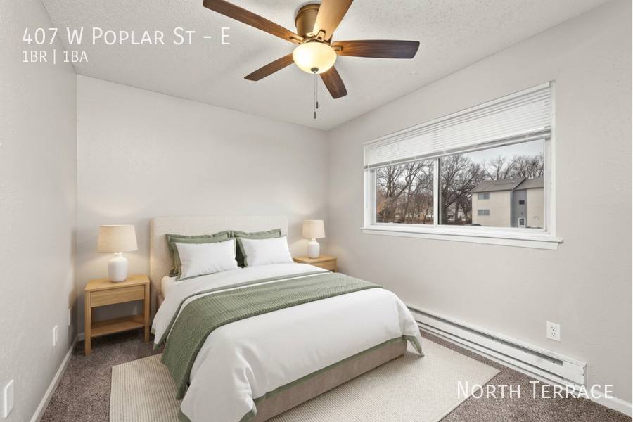Apartment for rent at 407 W Poplar St E, Olathe, KS 66061