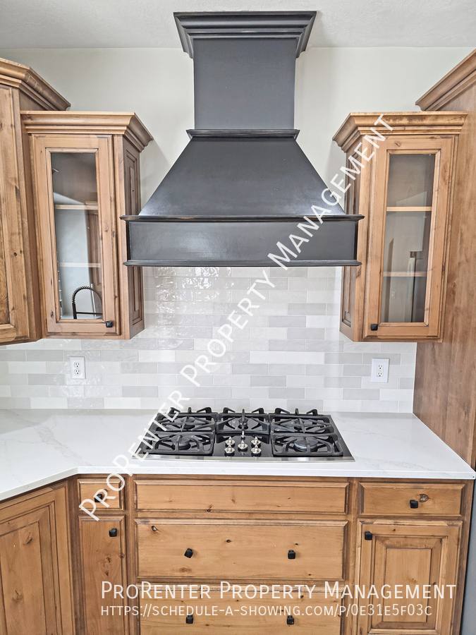 House for rent at 843 Eaglepointe Dr, North Salt Lake, UT 84054