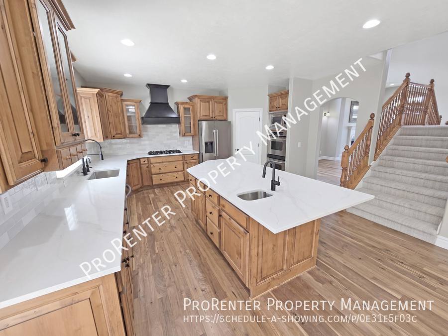 House for rent at 843 Eaglepointe Dr, North Salt Lake, UT 84054