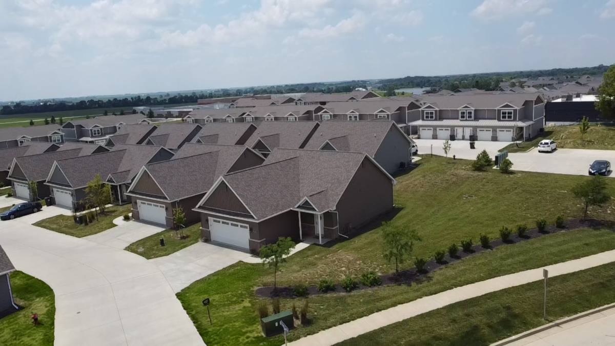 Townhouse for rent at 1850 Vision Court, Mahomet, IL 61853