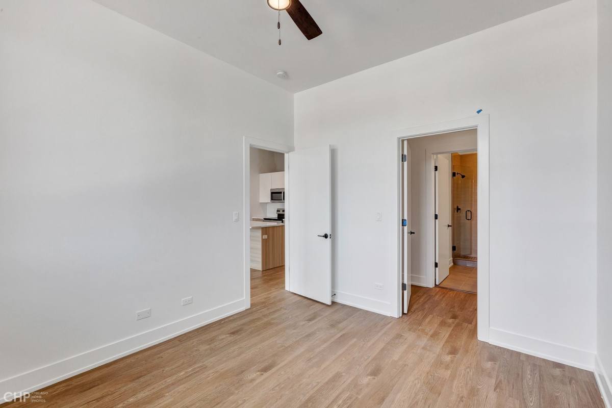 Apartment for rent at 3312 N Halsted St #2F, Chicago, IL 60657