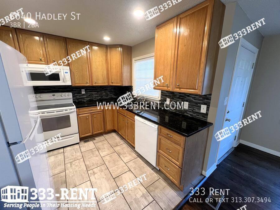 House for rent at 8640 Hadley St, Overland Park, KS 66212