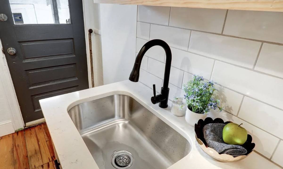 House for rent at 34 W New St, Lancaster, PA 17603