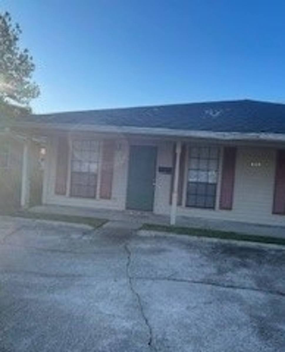 Apartment for rent at 610 Old Covington Highway, Hammond, LA 70403