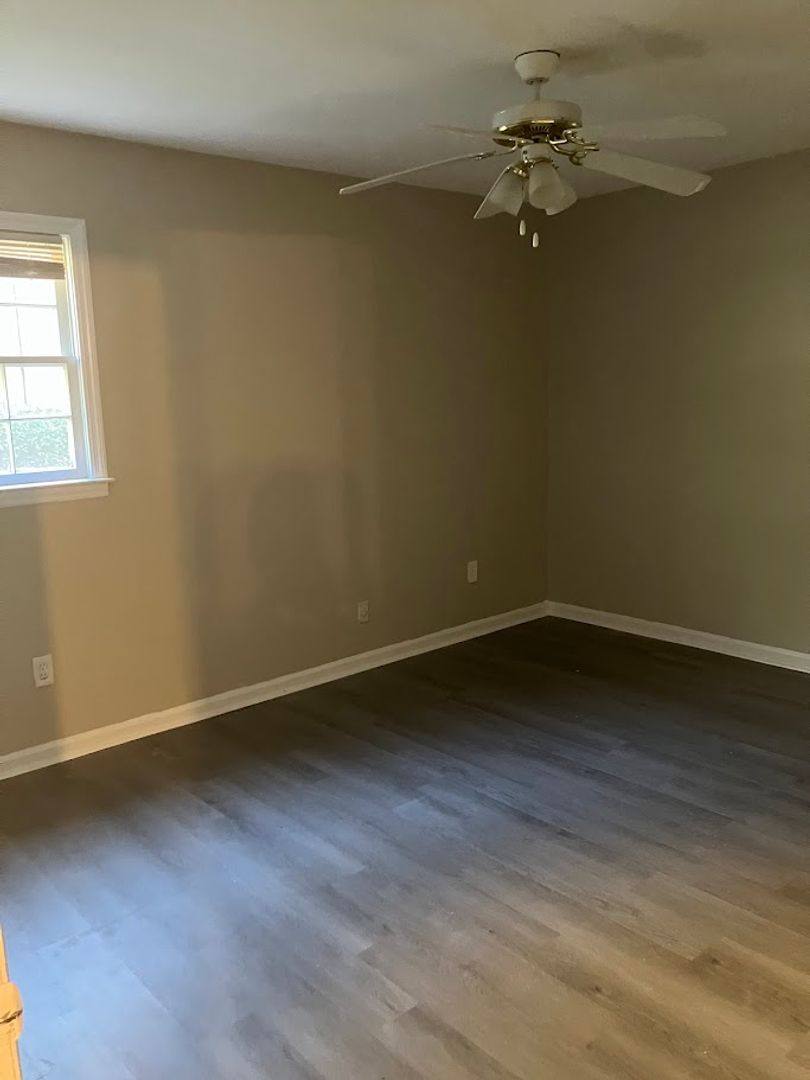 Apartment for rent at 3330 Ridge Ave, Macon, GA 31204
