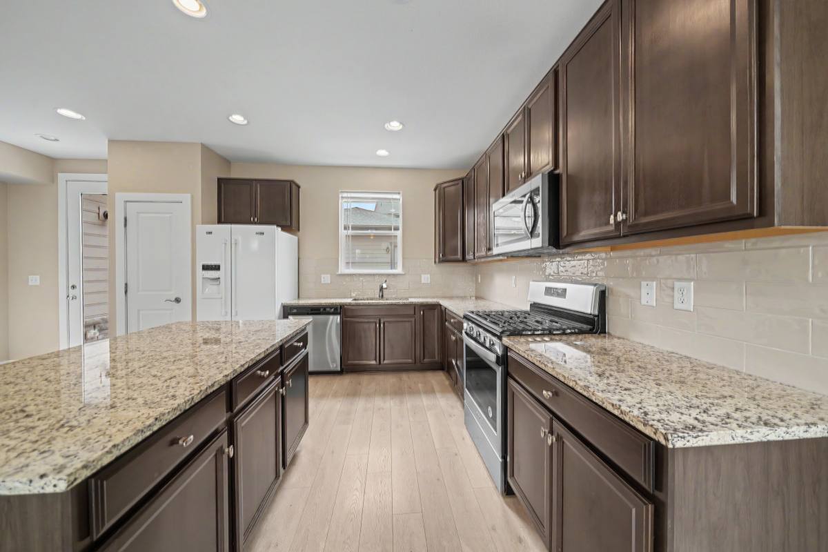 House for rent at 4937 S Addison Way, Aurora, CO 80016