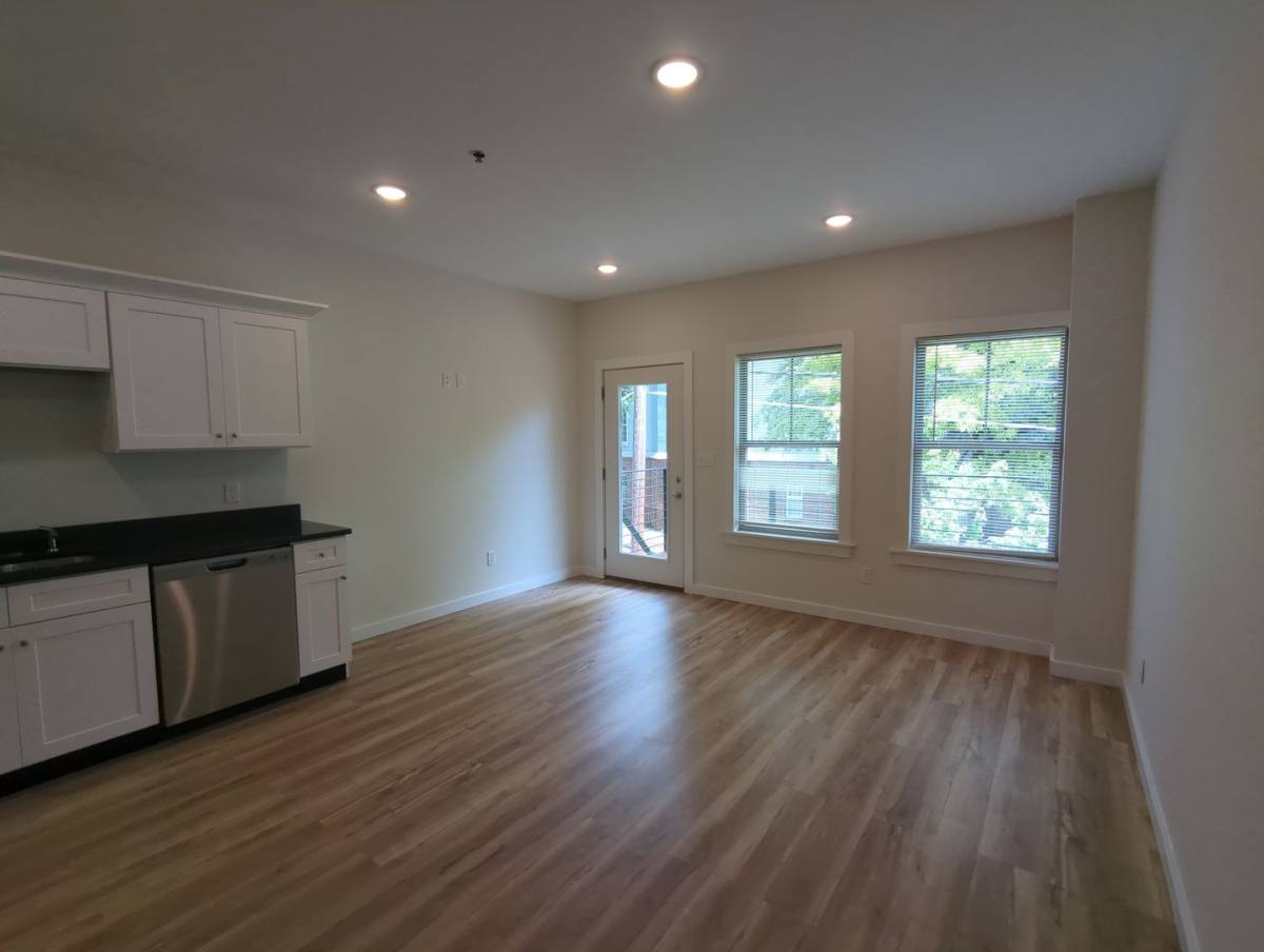 Apartment for rent at 811 Douglas St #209, Chattanooga, TN 37403