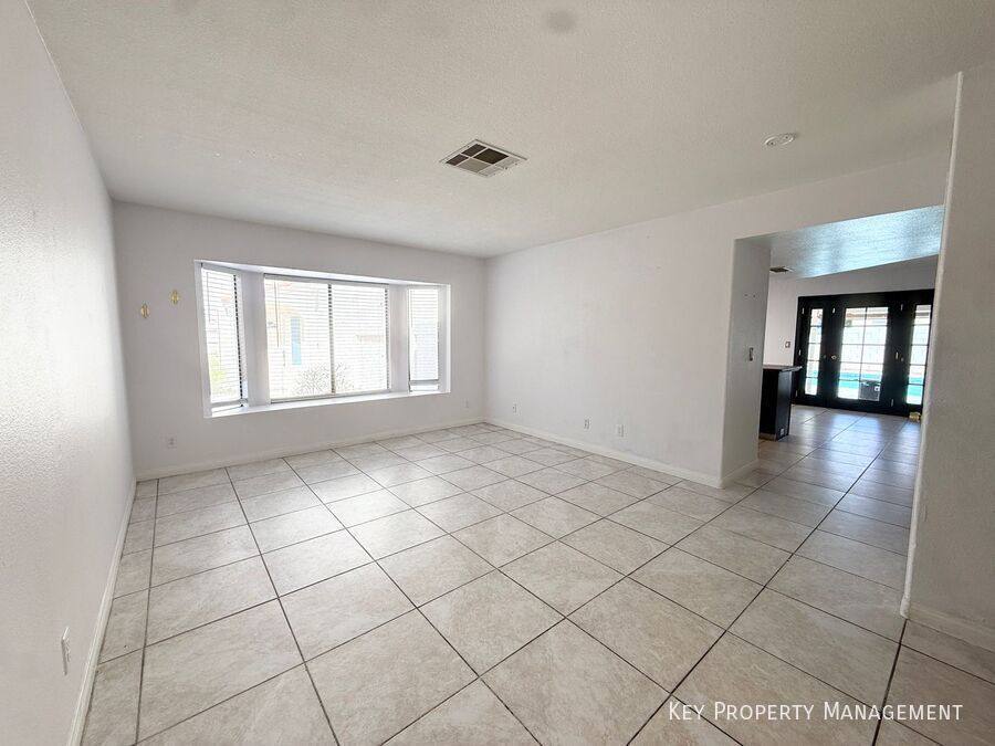 House for rent at 2066 Waverly Circle, Henderson, NV 89014