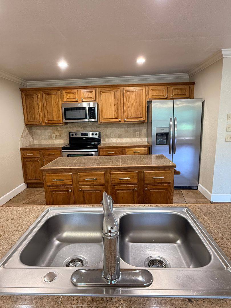 Apartment for rent at 7280-7286 Cr, Tyler, TX 75706