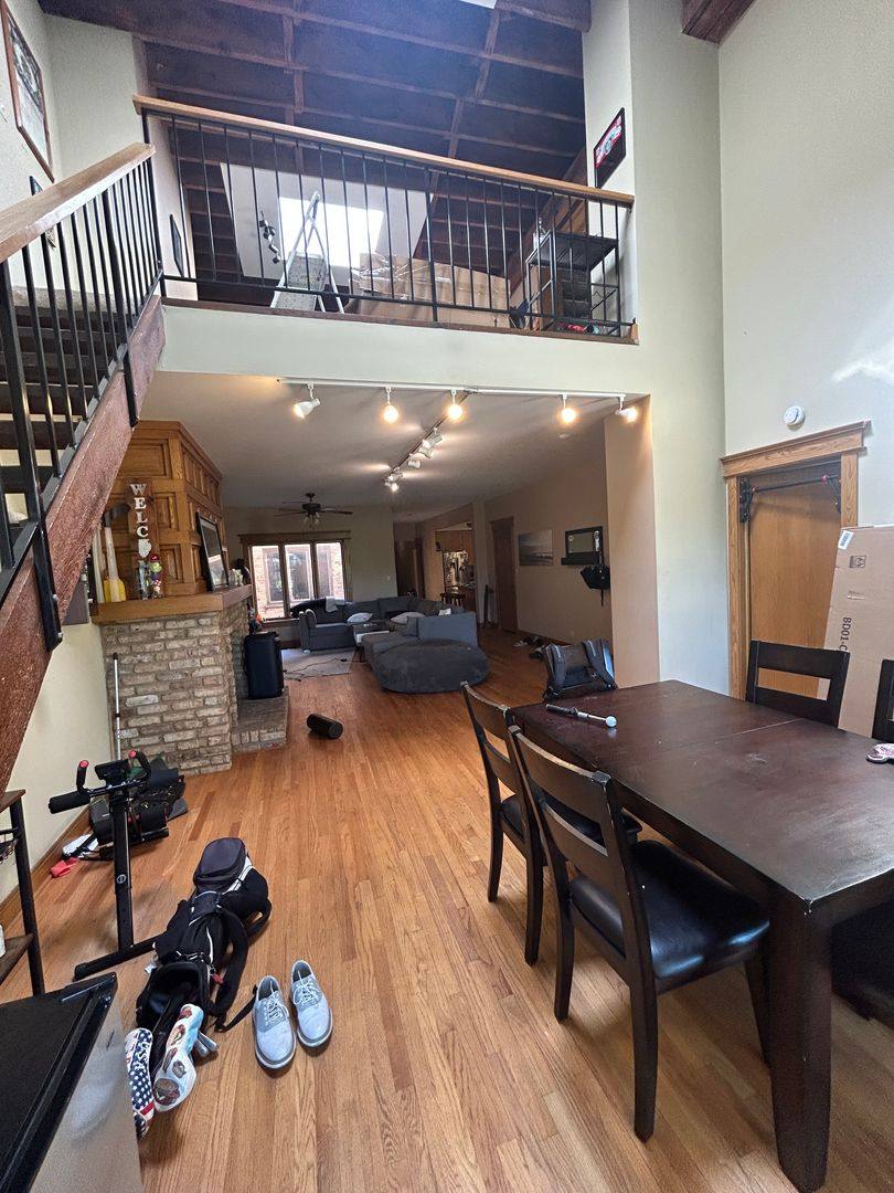Apartment for rent at 443 W Eugenie St #3E, Chicago, IL 60614