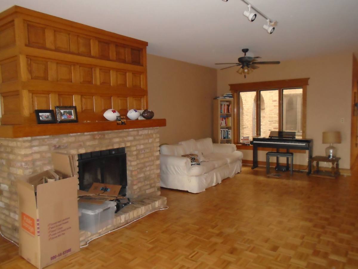 Apartment for rent at 443 W Eugenie St #3E, Chicago, IL 60614