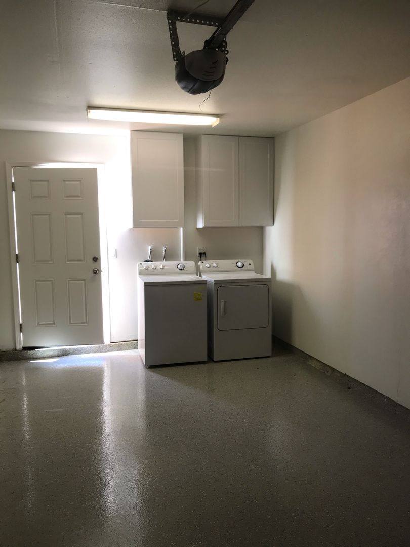 Apartment for rent at 175 E 21st St, Costa Mesa, CA 92627