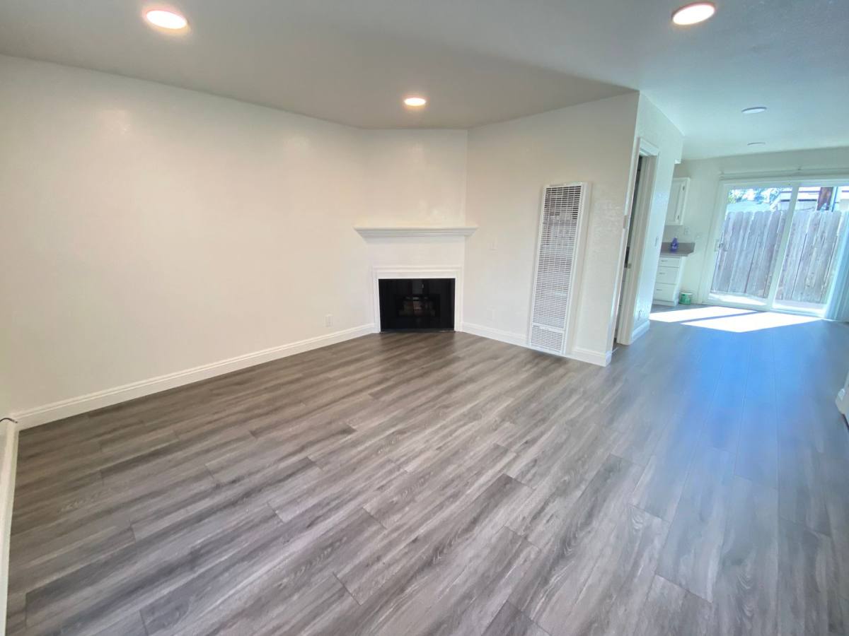 Apartment for rent at 175 E 21st St, Costa Mesa, CA 92627