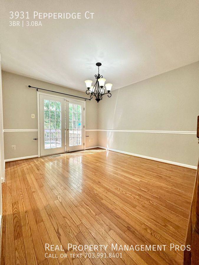 Townhouse for rent at 3931 Pepperidge Court, Woodbridge, VA 22192